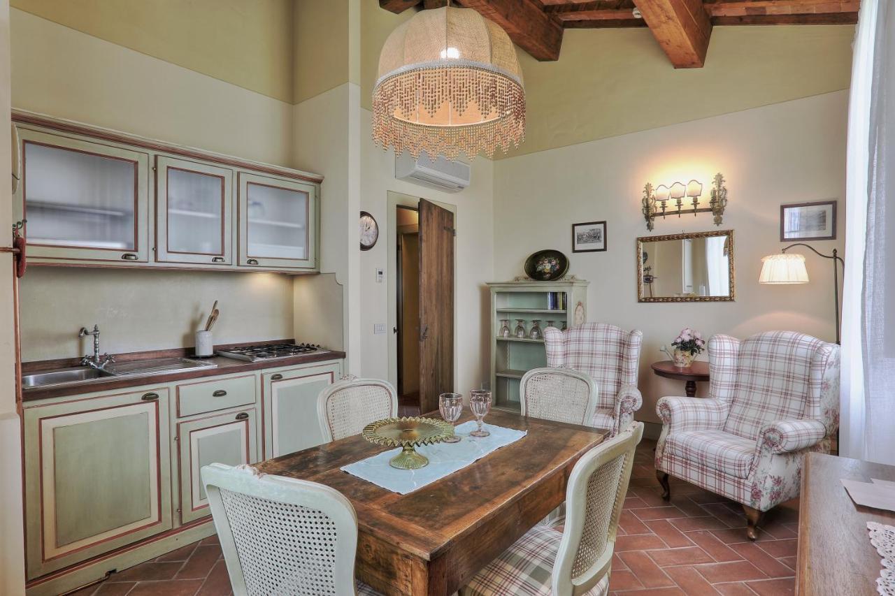 フォイアーノ・デッラ・キアーナ Agriturismo S.Angeloヴィラ エクステリア 写真