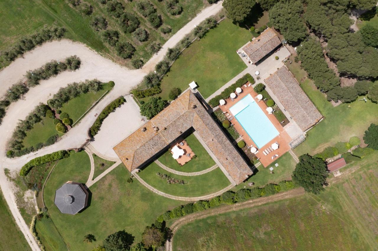フォイアーノ・デッラ・キアーナ Agriturismo S.Angeloヴィラ エクステリア 写真